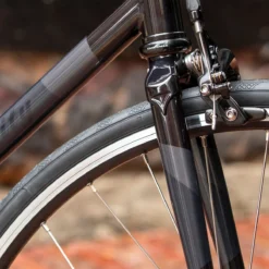 All-city Big Block Komplettrad - Black/Grey -Fahrradausrüstung 20201122 ACT BigBlock StPaul VanityPhotos 568206 031 CropGvLSzuo55ajlP