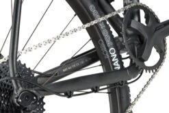 Rondo Ruut AL2 Gravelbike - Black/Black 11 Rondo Ruut AL2 Gravelbike - Black/Black -Fahrradausrüstung 374 2245