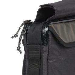 AEVOR Frame Bag Large - Proof Black -Fahrradausrüstung AVR FML 001 80001 AEVOR Frame Bag Large Proof Black 04