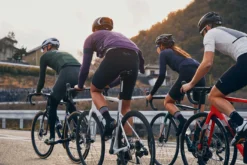 Cannondale SuperSix EVO Carbon Disc 105 Black Pearl -Fahrradausrüstung SuperSix EVO In The Wild 6